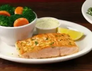 Texas Roadhouse nutrition facts for grilled salmon with broccoli