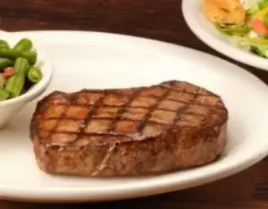 Nutritional breakdown of Texas Roadhouse steaks.