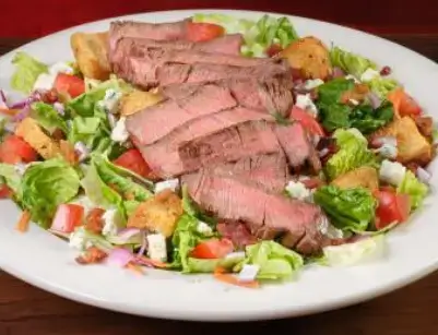 steakhouse filet salad